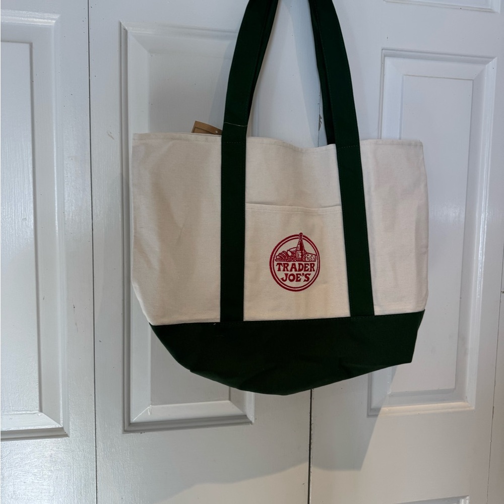 NEW with Tags 🏷️- Trader Joe's Canvas Tote Bag - White and Green - Picture 2 of 2